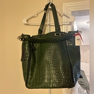 High fashion hand bag